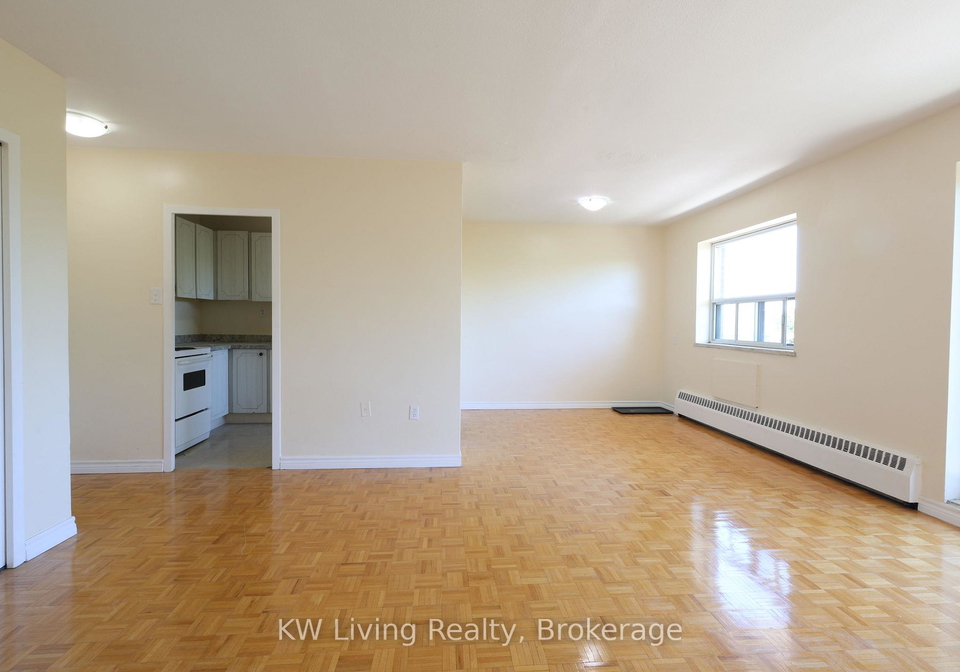 480-lakeshore-road-e-mississauga-ontario-w13413666