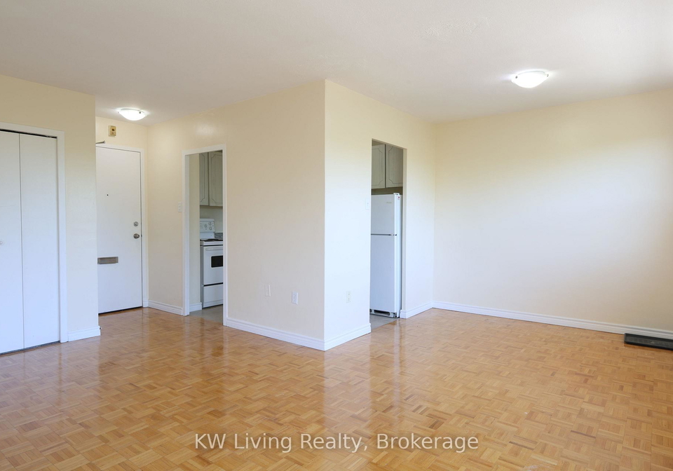 480-lakeshore-road-e-mississauga-ontario-w13413666