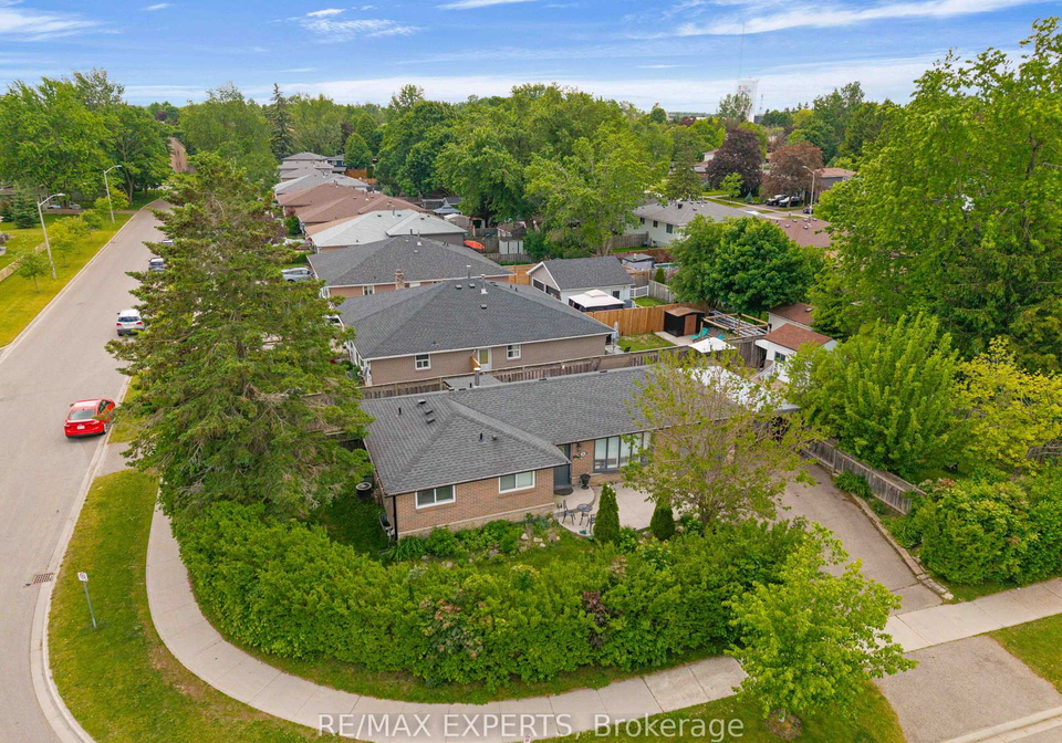 35-lawrence-avenue-orangeville-ontario-w13413918