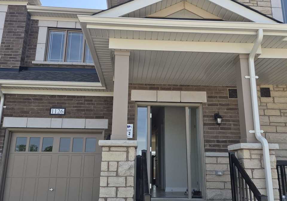 1126-trudeau-drive-milton-ontario-w13413978