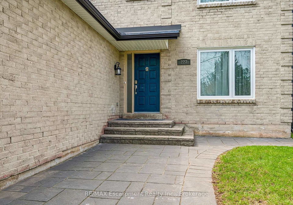 227-martindale-avenue-oakville-ontario-w13414152