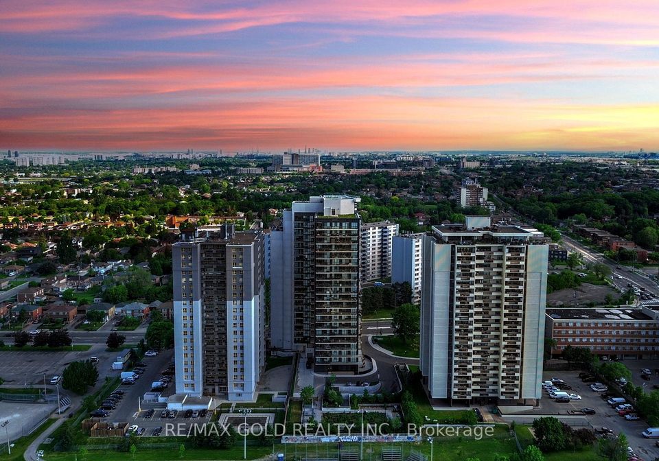 1461-lawrence-avenue-w-north-york-ontario-w13414514