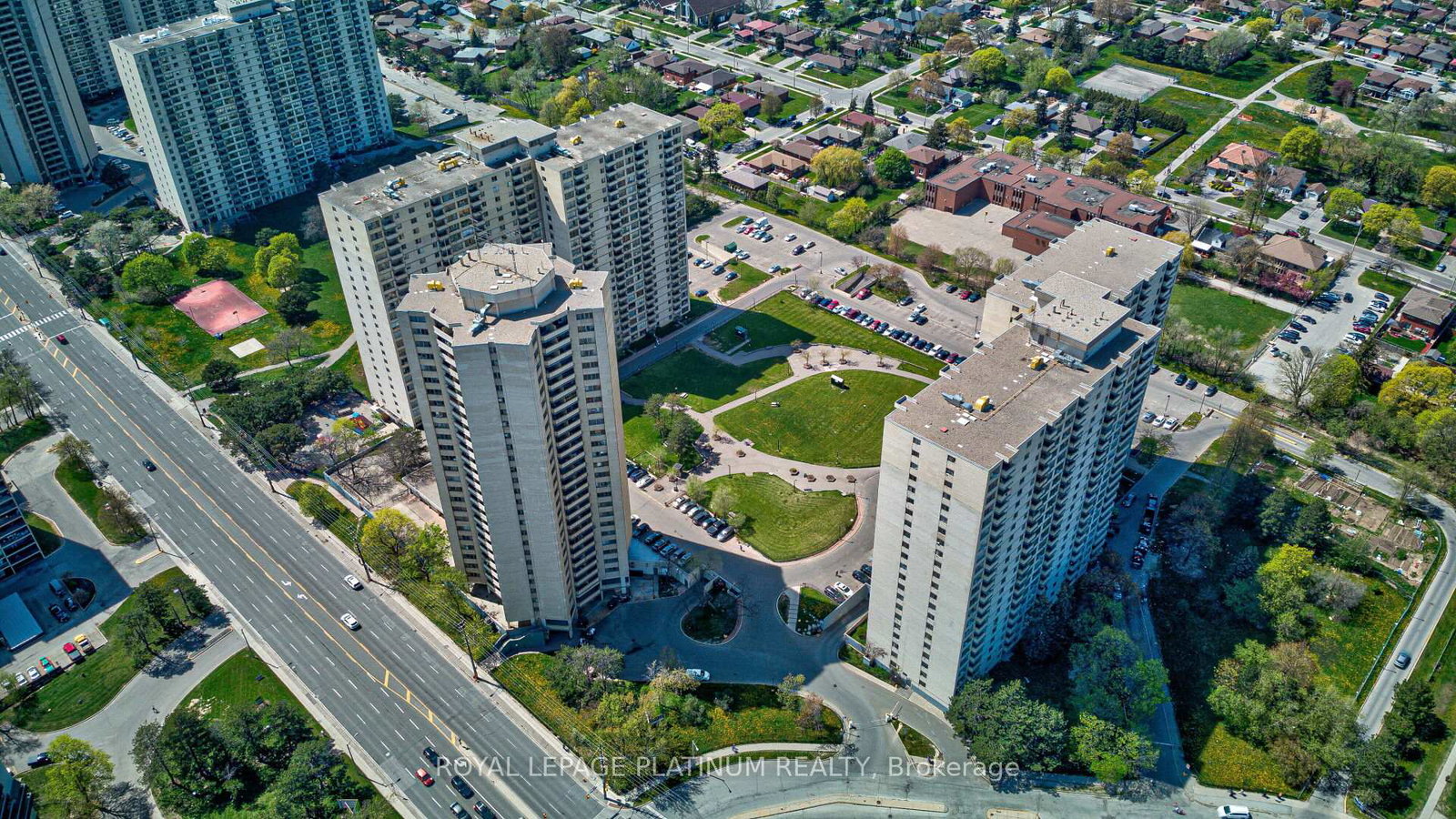 330-dixon-road-etobicoke-ontario-w13414786