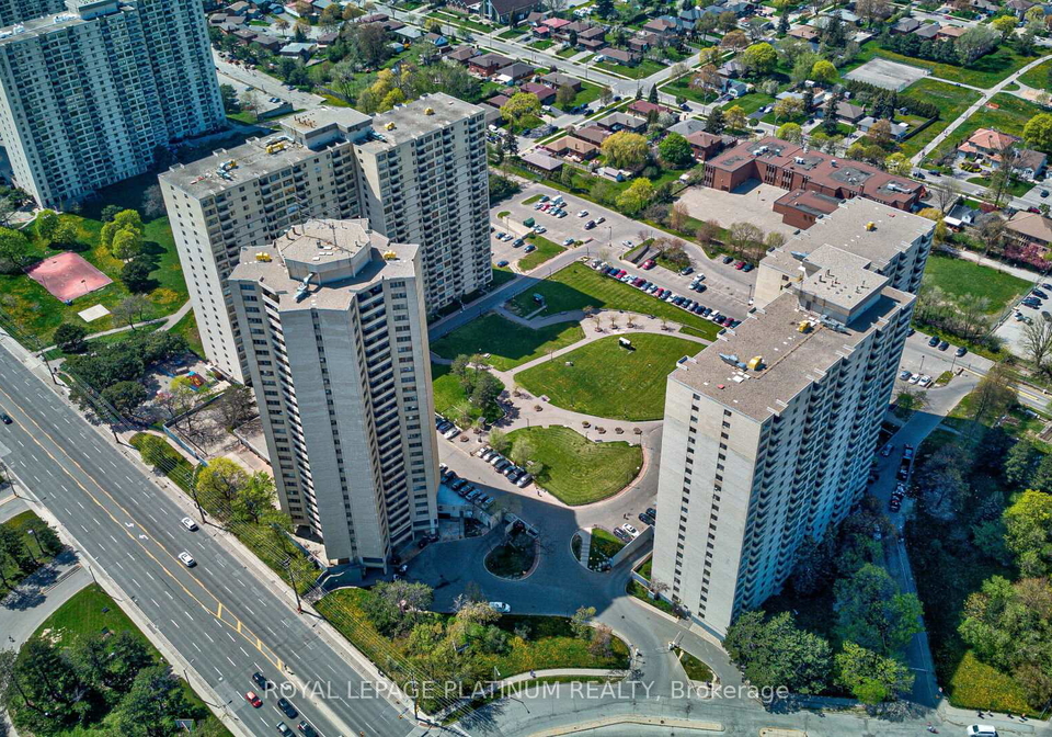 330-dixon-road-etobicoke-ontario-w13414786