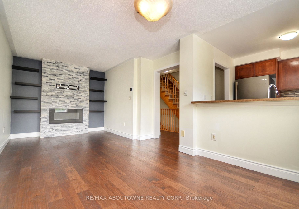 3057-dewridge-avenue-oakville-ontario-w13414884