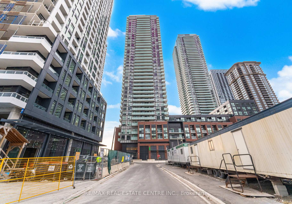 4130-parkside-village-drive-mississauga-ontario-w13414918