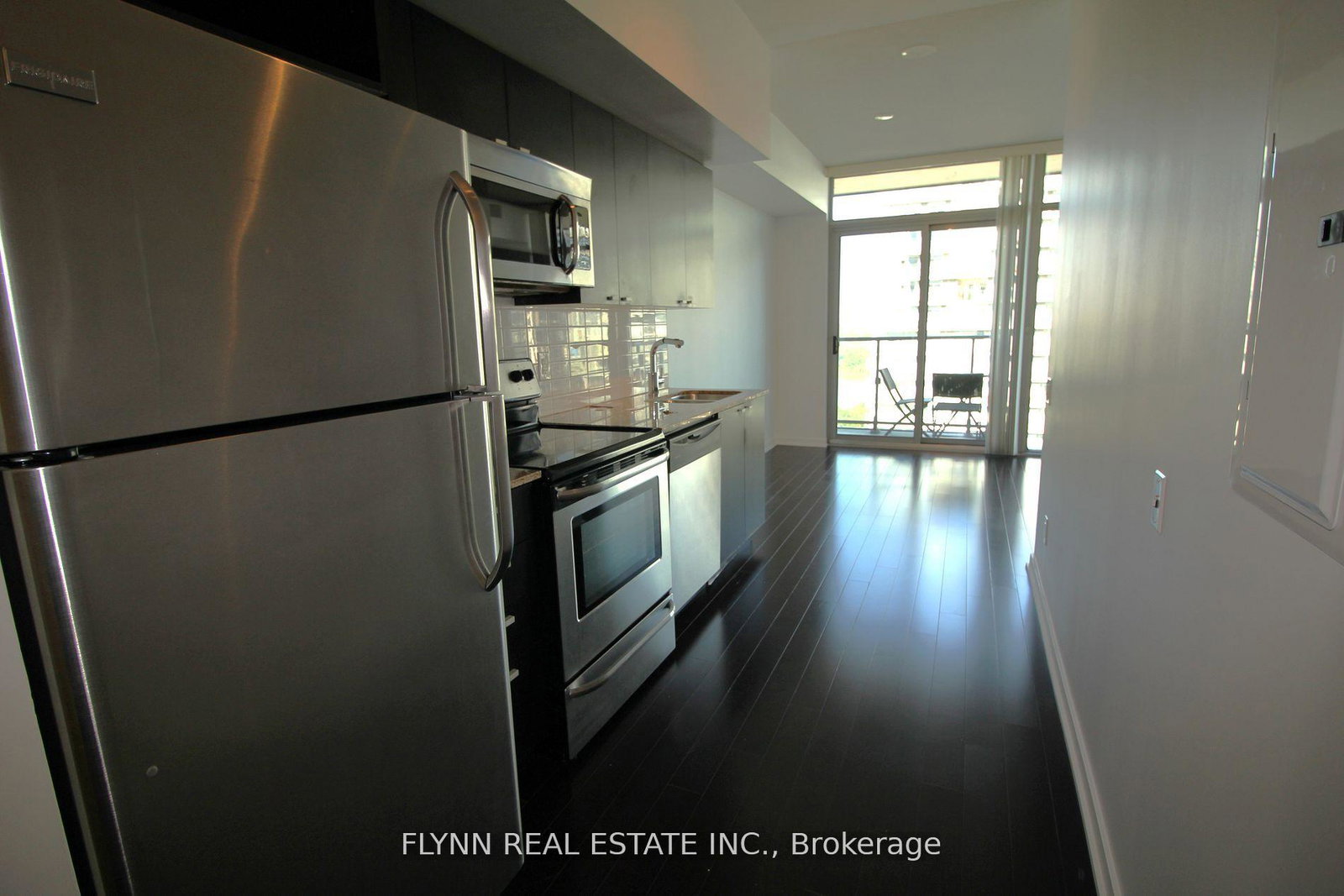 105-the-queensway-toronto-ontario-w13415352