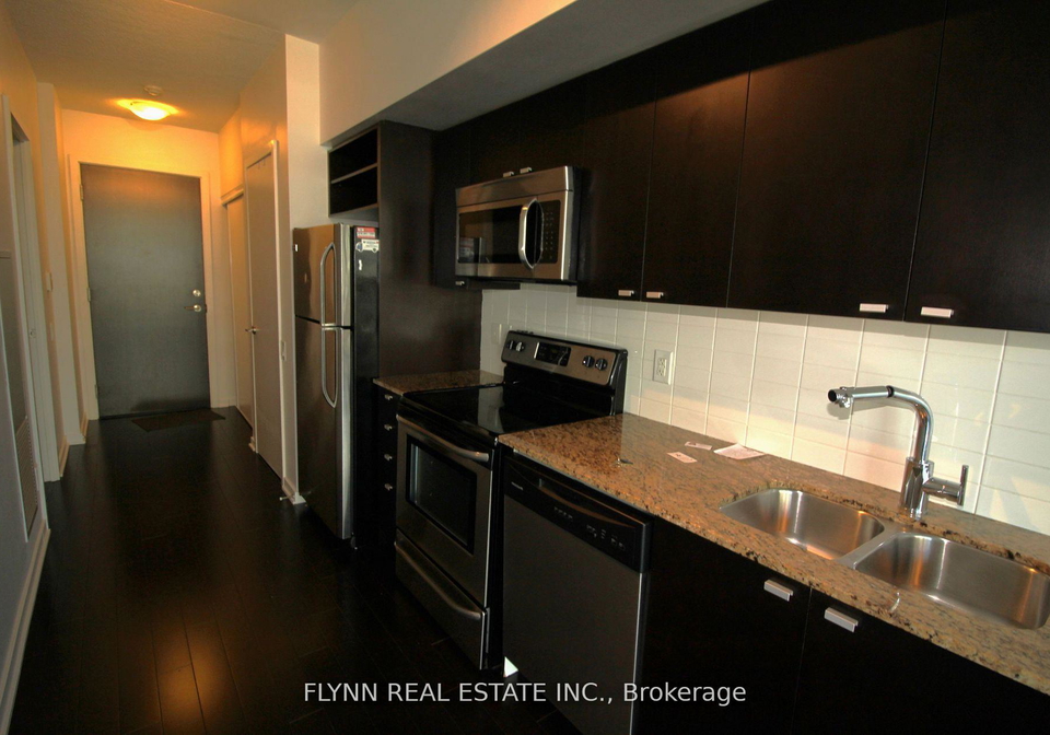 105-the-queensway-toronto-ontario-w13415352