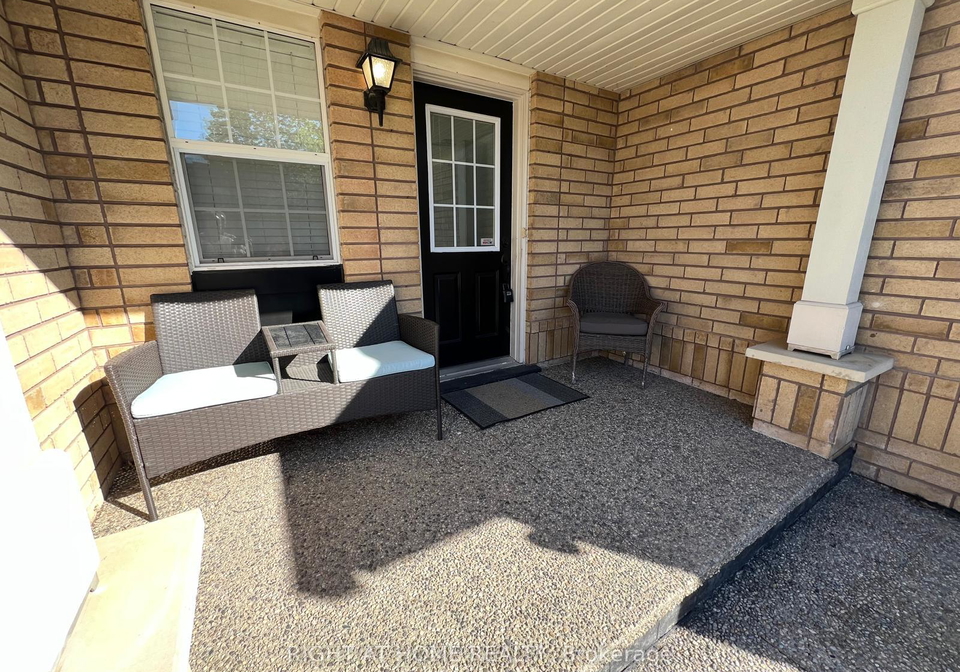 1064-barclay-circle-milton-ontario-w13415376