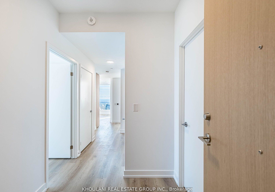395-square-one-drive-mississauga-ontario-w13415512