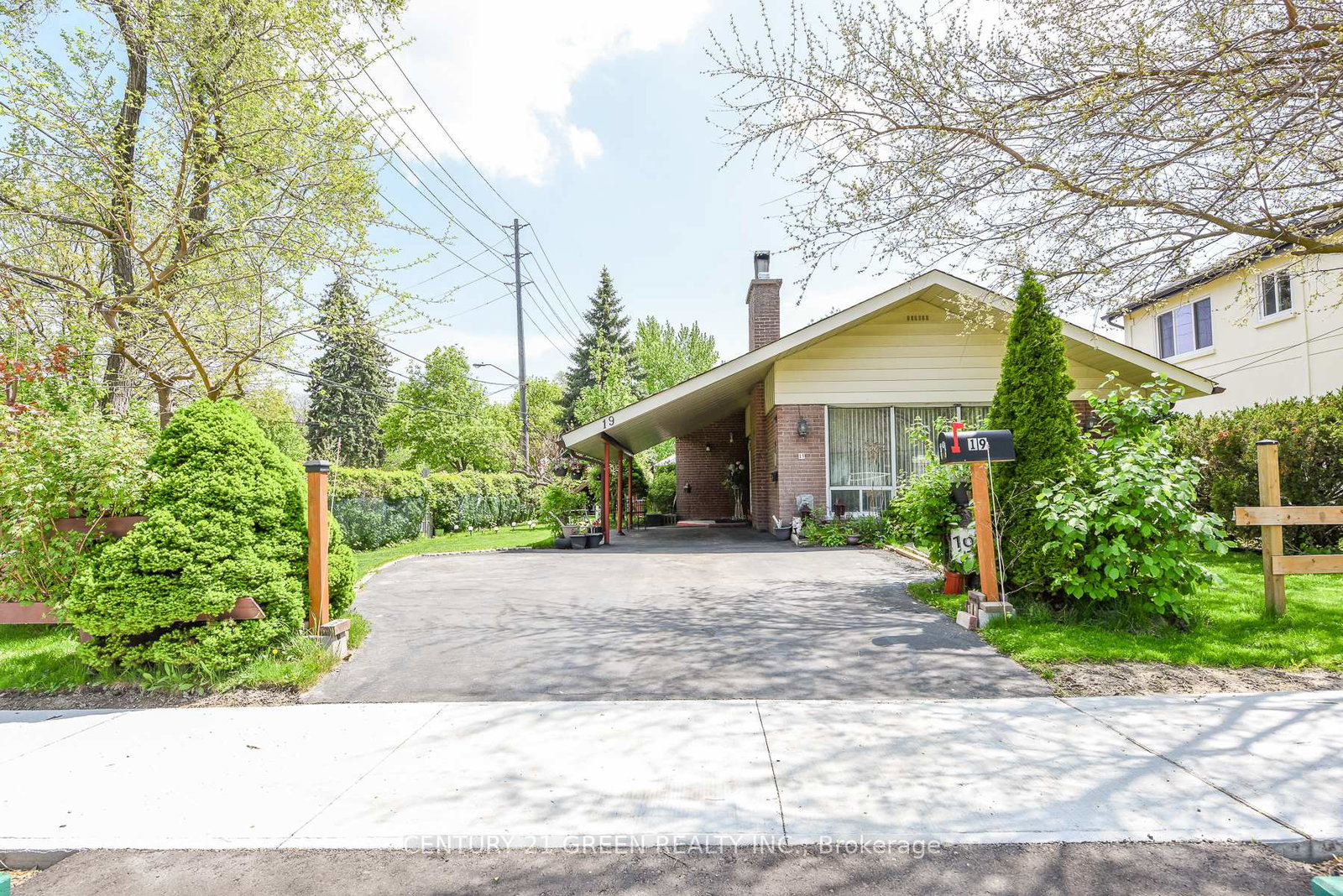19-eriksdale-road-etobicoke-ontario-w13415562