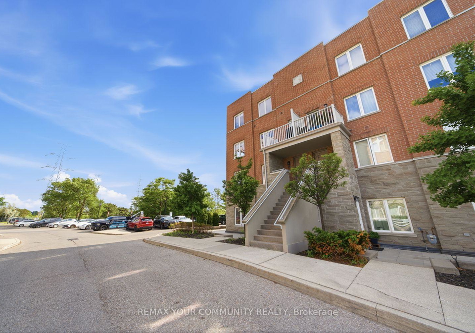 35-richgrove-drive-etobicoke-ontario-w13415632
