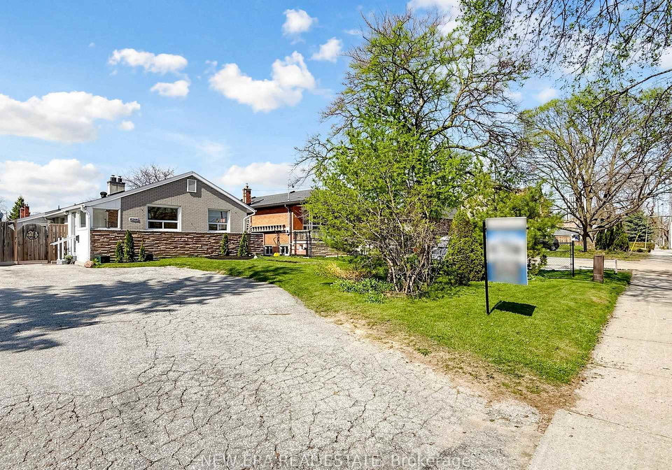 4246-bloor-street-w-etobicoke-ontario-w13415682