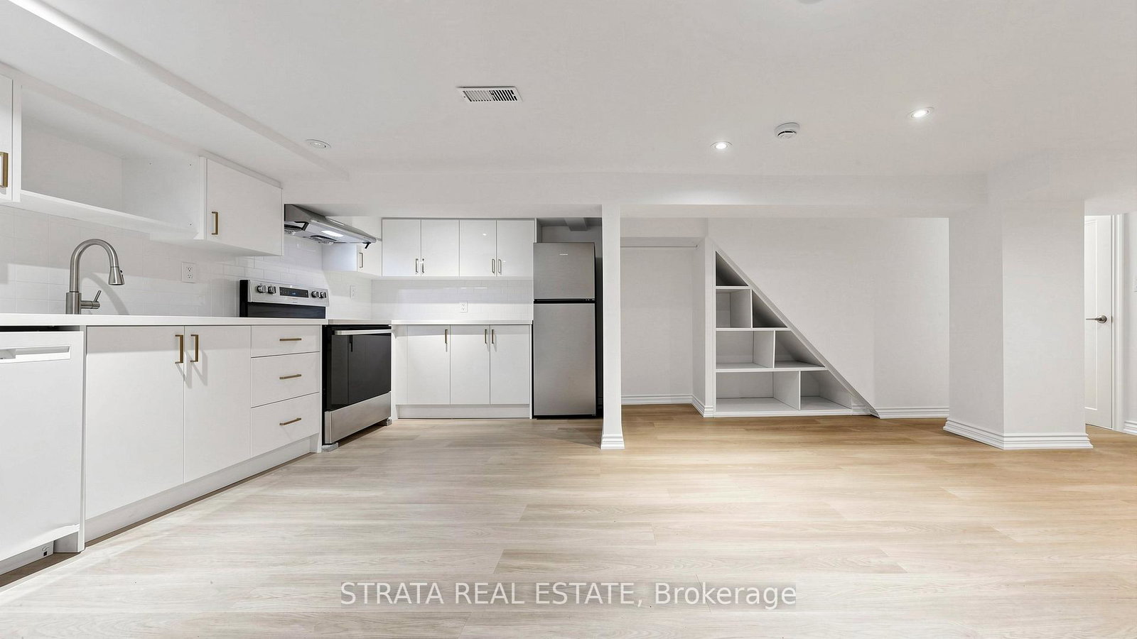 158-mcroberts-avenue-toronto-ontario-w13415976