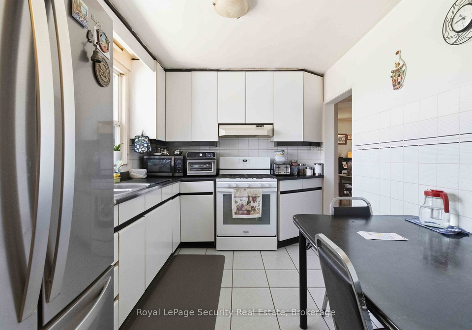 73-saint-andrews-boulevard-etobicoke-ontario-w13415986