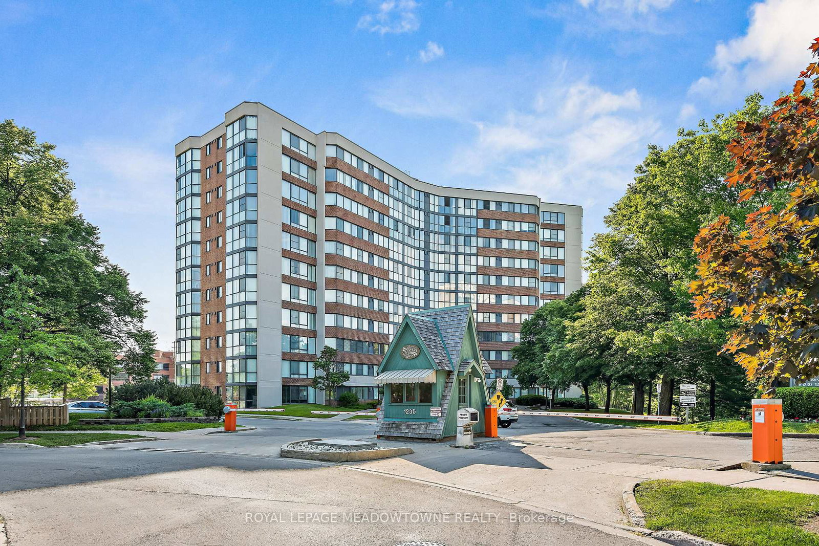 1230-marlborough-court-oakville-ontario-w13416104