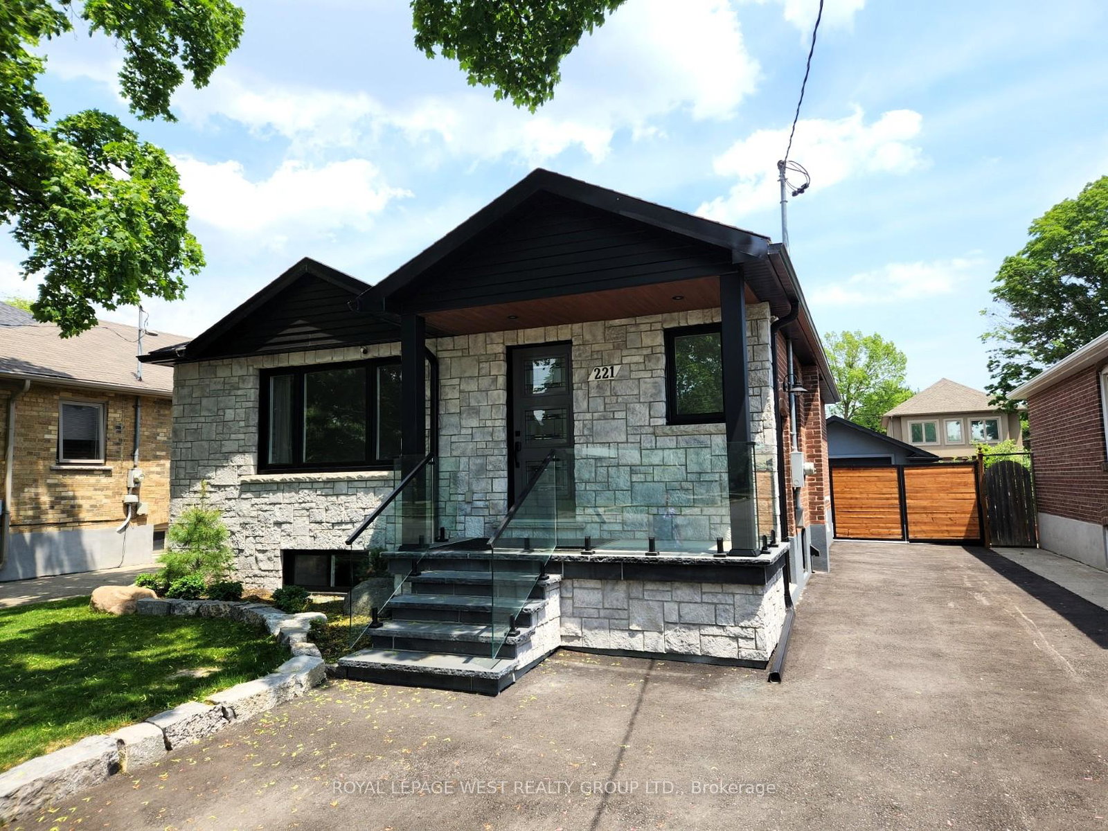 221-thirtieth-street-etobicoke-ontario-w13416126