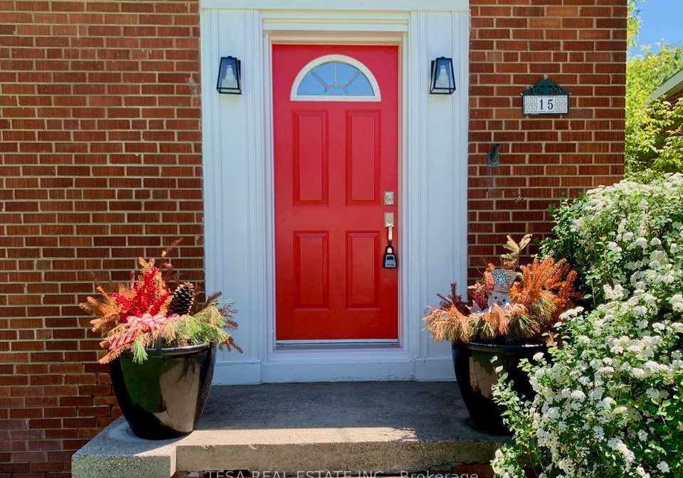 15-downing-street-etobicoke-ontario-w13416260