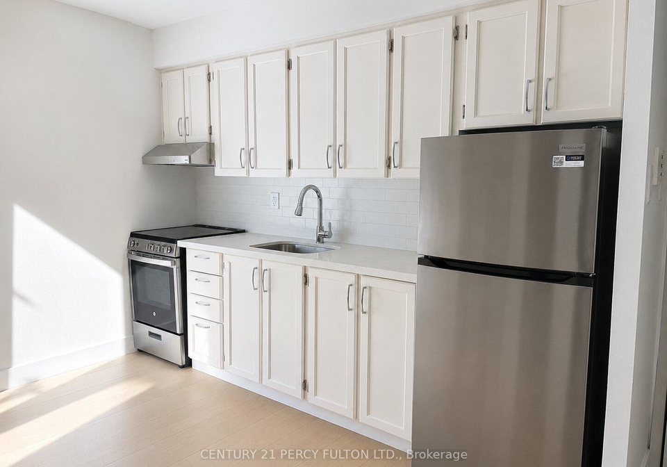 2373-bloor-street-w-toronto-ontario-w13416568