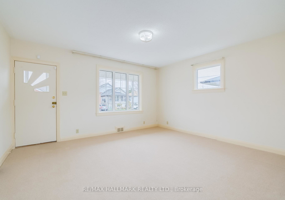 945-glencairn-avenue-north-york-ontario-w13416606