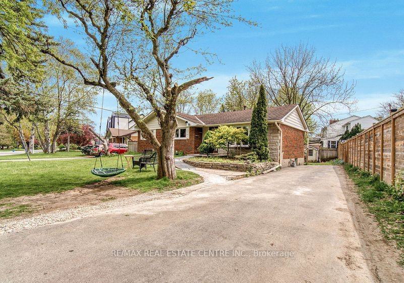 314-strathcona-drive-burlington-ontario-w13416636