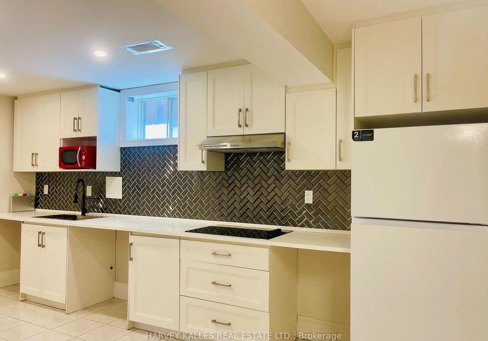 16-rustic-road-north-york-ontario-w13417004