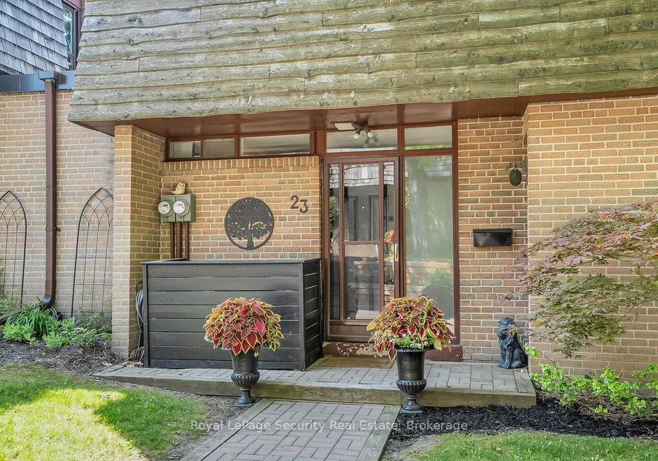 23-raintree-path-etobicoke-ontario-w13417140