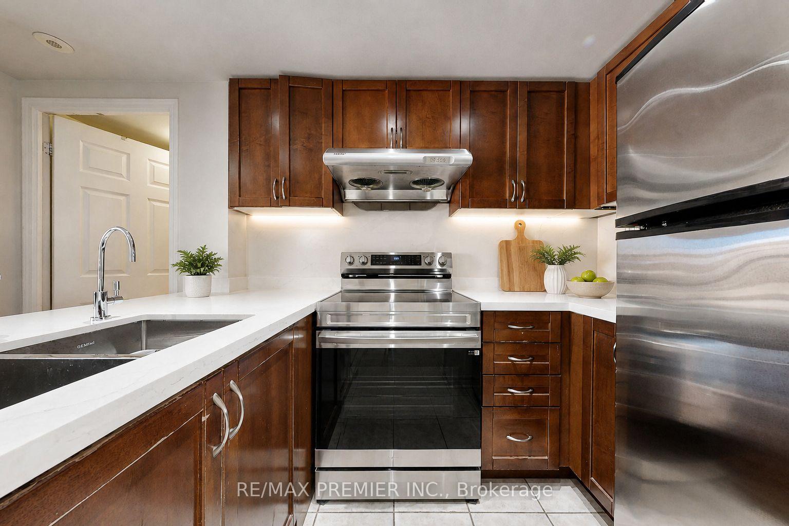 3033-finch-avenue-w-york-ontario-w13417290