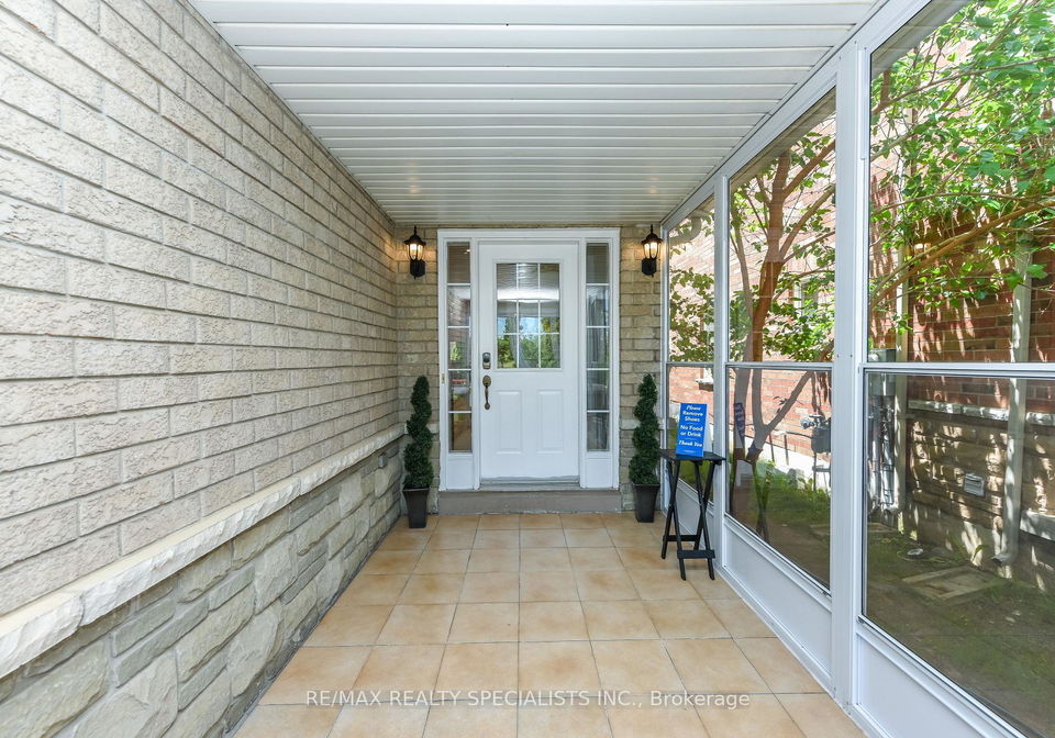 5624-freshwater-drive-mississauga-ontario-w13417368
