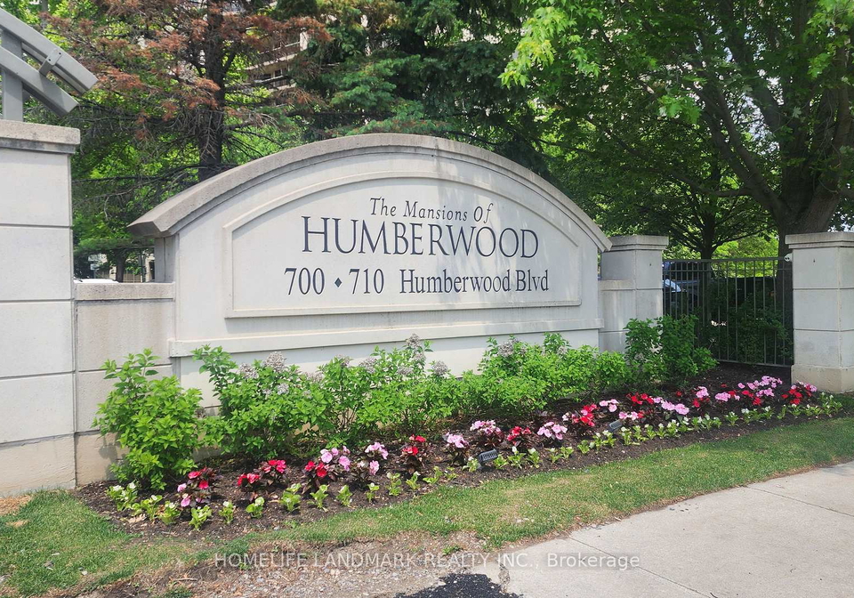 700-humberwood-boulevard-etobicoke-ontario-w13417392
