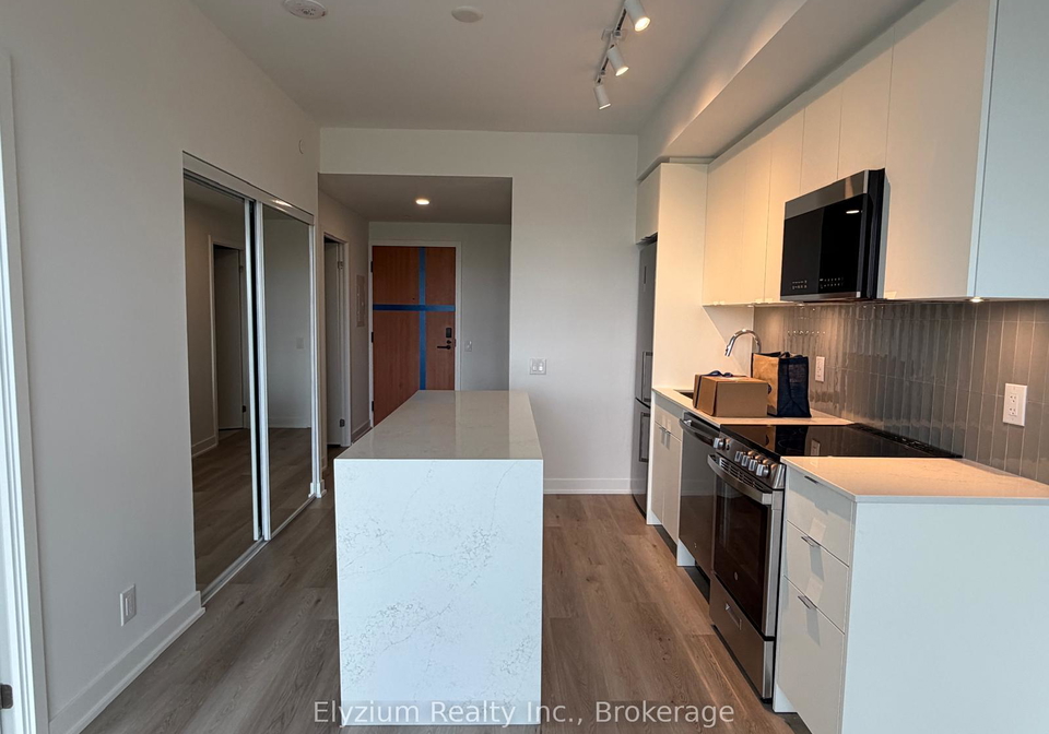 1660-bloor-street-w-toronto-ontario-w13417426