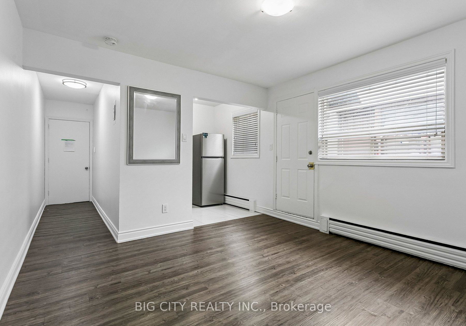 2656-islington-avenue-etobicoke-ontario-w13417442