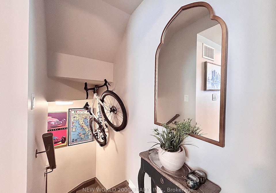 32-fieldway-road-etobicoke-ontario-w13417472