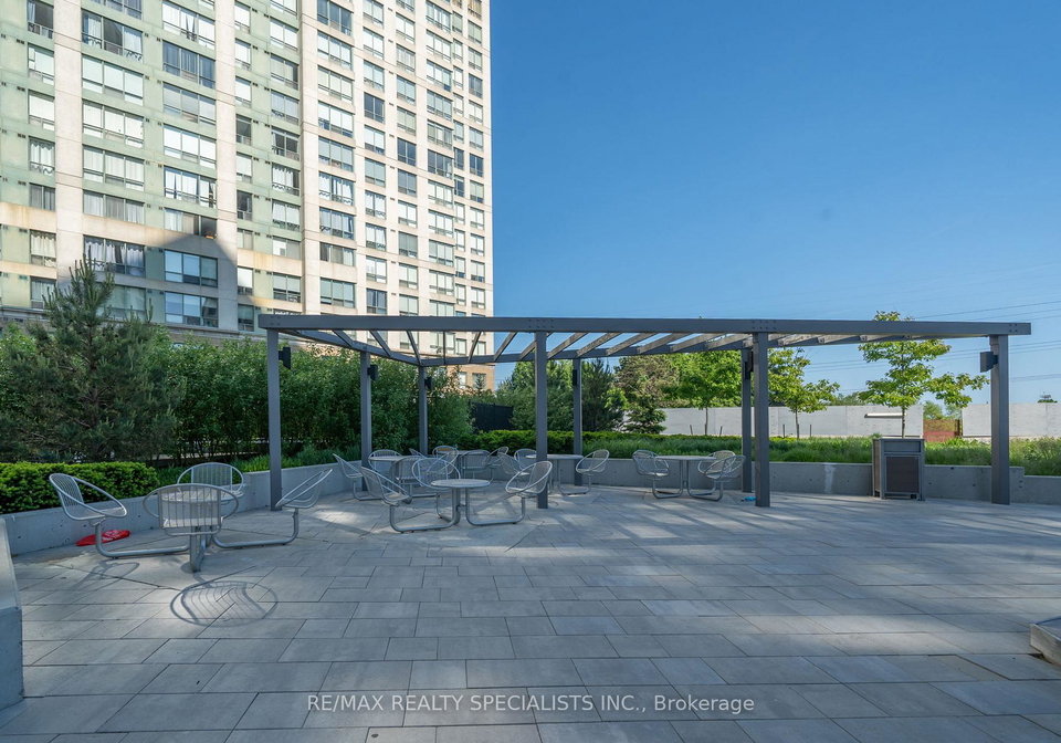 30-samuel-wood-way-etobicoke-ontario-w13417536