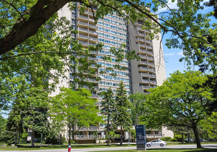 1359-white-oaks-boulevard-oakville-ontario-w13417662