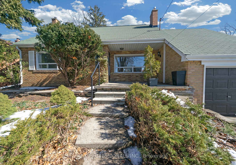 29-tremont-road-etobicoke-ontario-w13418002