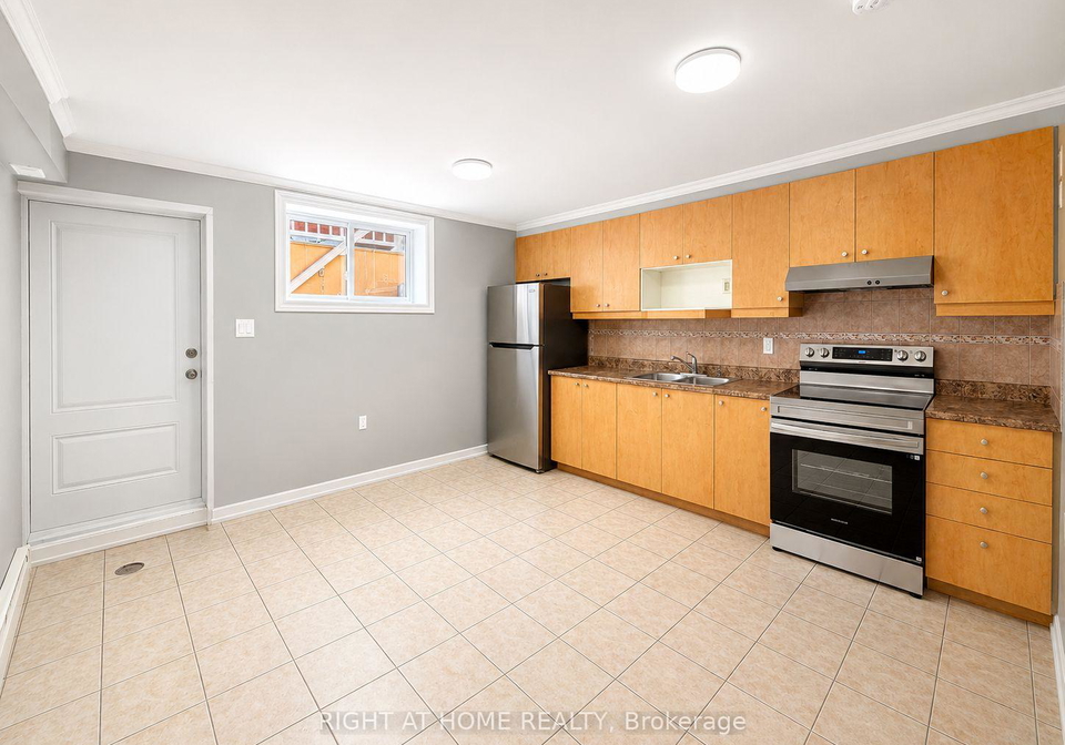 8-lacey-avenue-toronto-ontario-w13418202