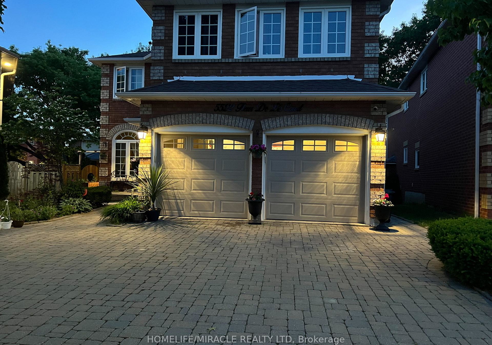 5522-fleur-de-lis-court-mississauga-ontario-w13418262