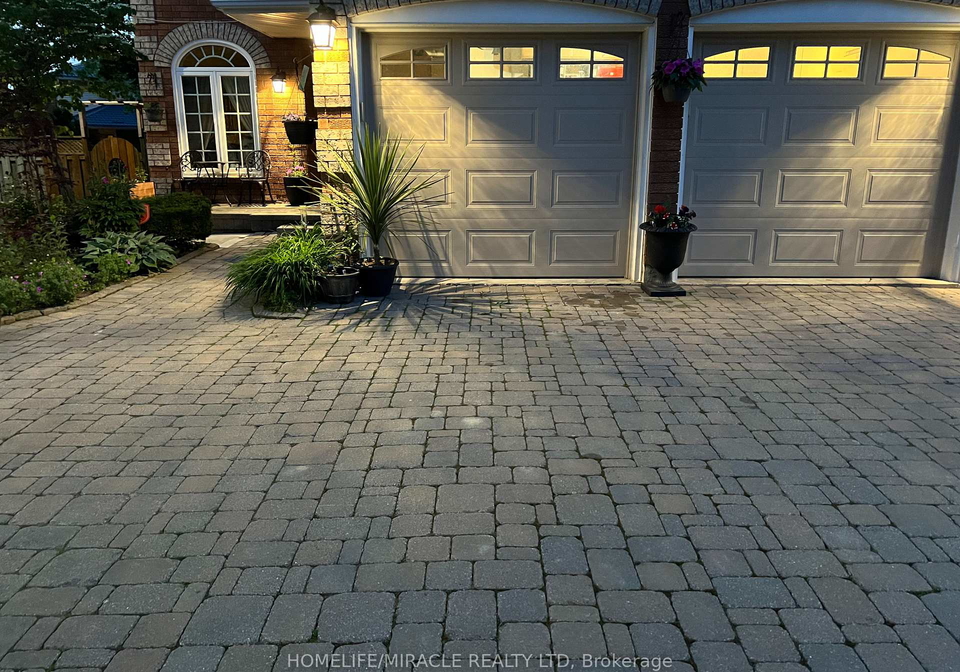5522-fleur-de-lis-court-mississauga-ontario-w13418262