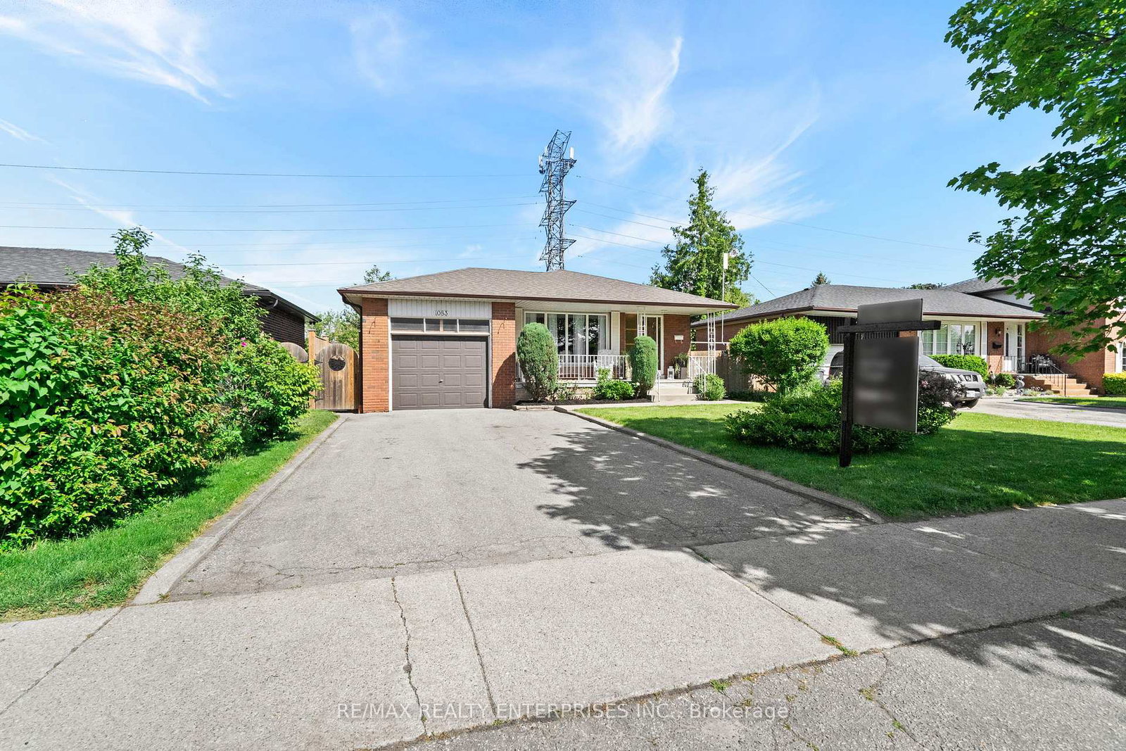 1083-melton-drive-mississauga-ontario-w13418336