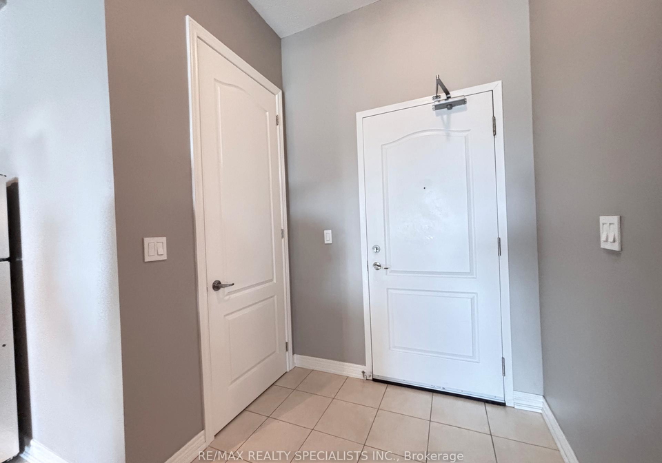 1421-costigan-road-milton-ontario-w13418372