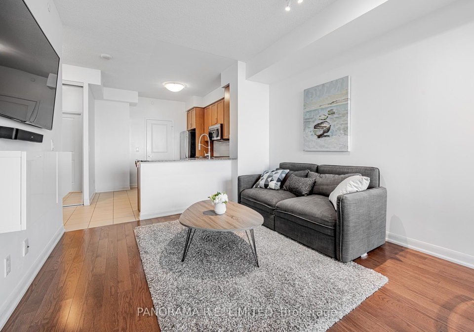 215-sherway-gardens-road-etobicoke-ontario-w13418430