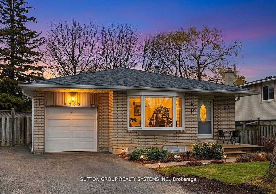 1535-thetford-court-mississauga-ontario-w13418464