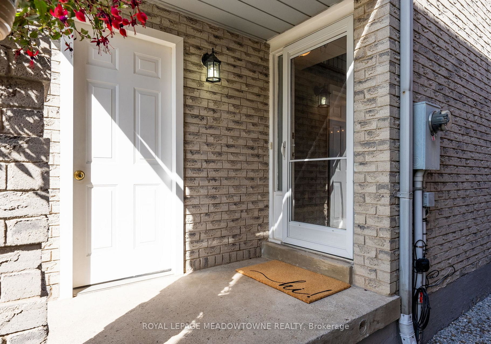 18-mckinnon-avenue-halton-hills-ontario-w13418472