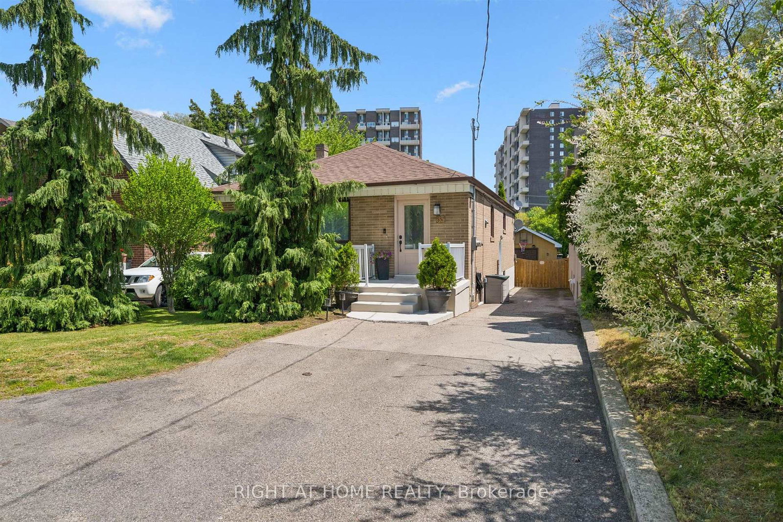 33-south-kingsway-toronto-ontario-w13418602