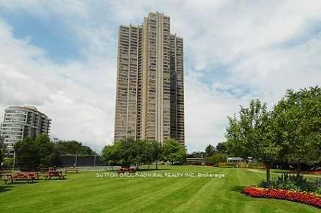 2045-lake-shore-boulevard-w-etobicoke-ontario-w13418922