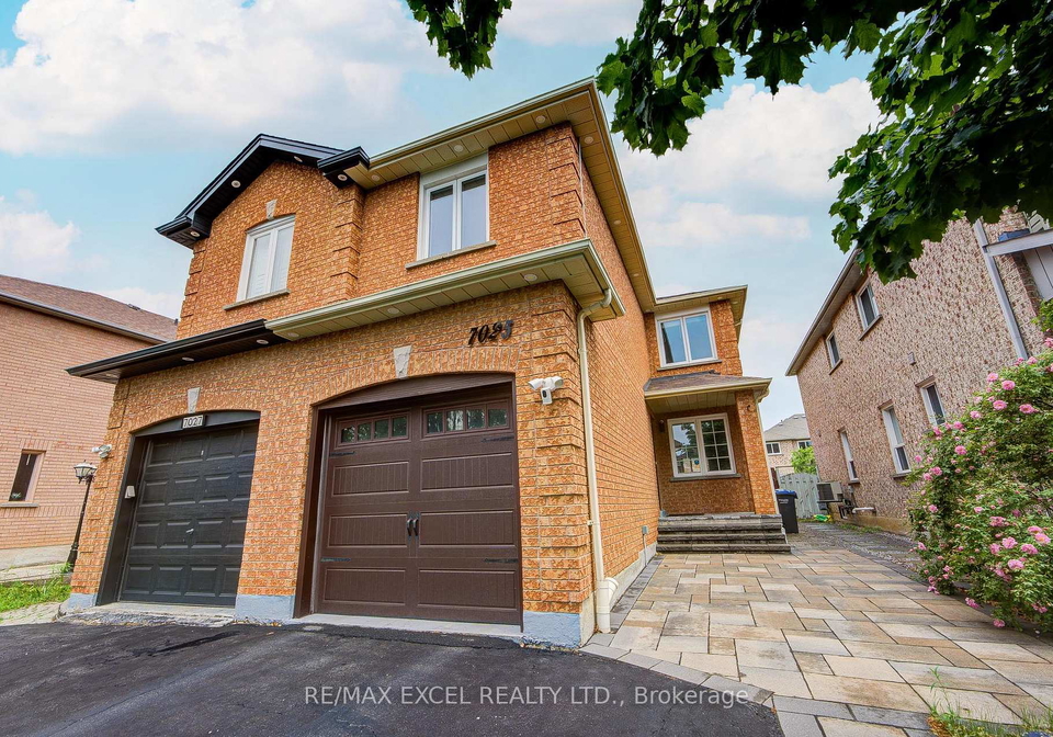 7025-dunrobin-way-mississauga-ontario-w13419048