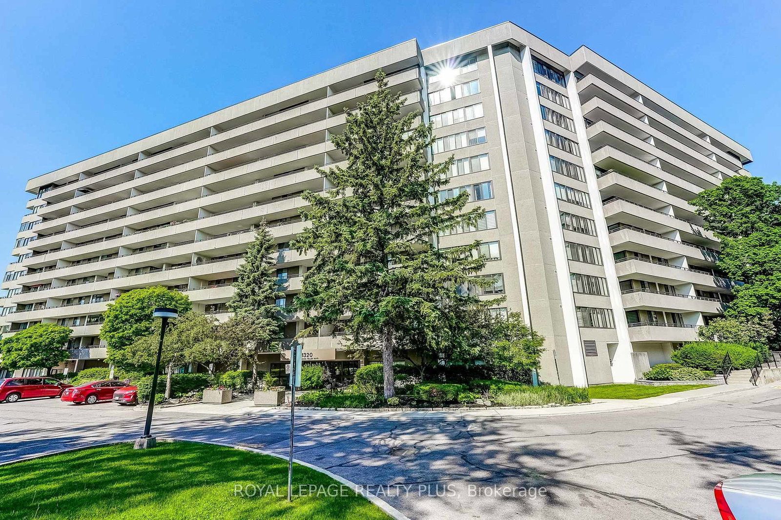 1320-mississauga-valley-boulevard-mississauga-ontario-w13419050