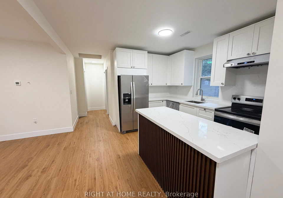 300-south-kingsway-toronto-ontario-w13419208