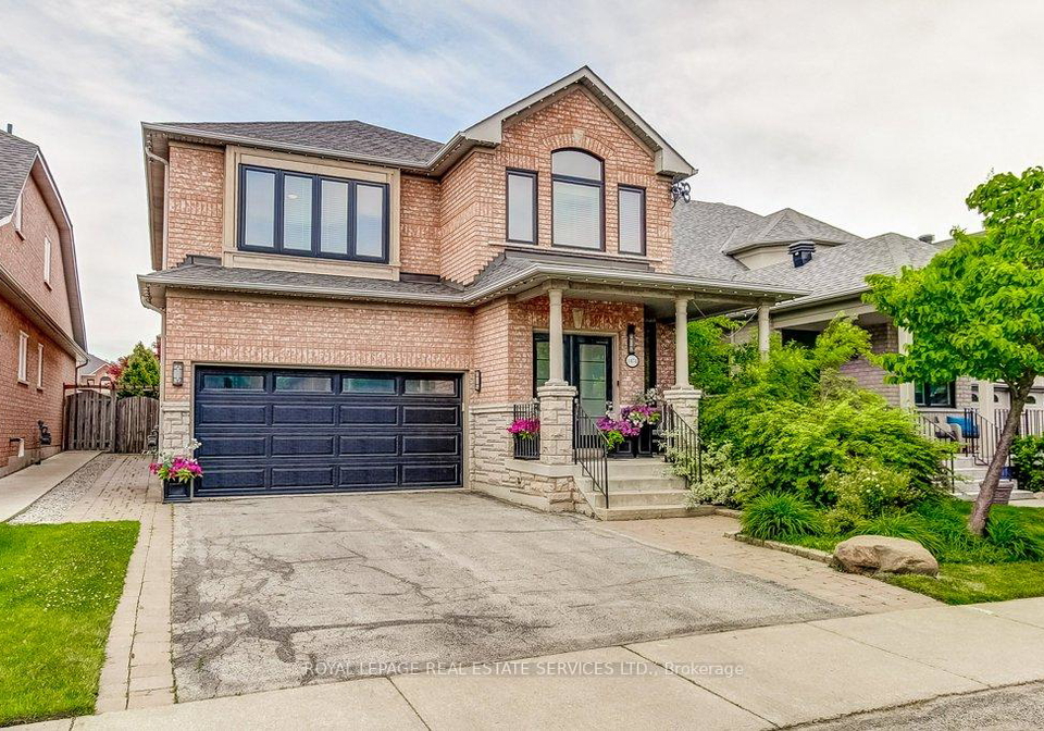 1474-derby-county-crescent-oakville-ontario-w13419282